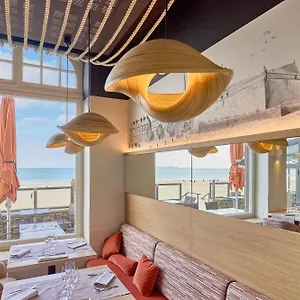 Antinea Hotel